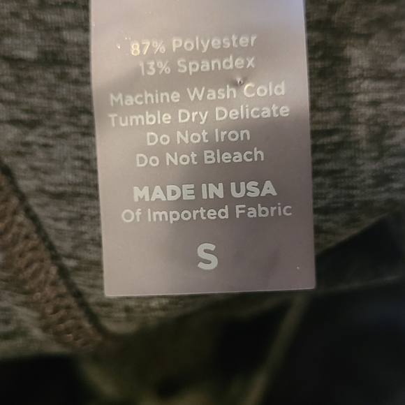 Bombshell Sportswear set - Picture 9 of 11